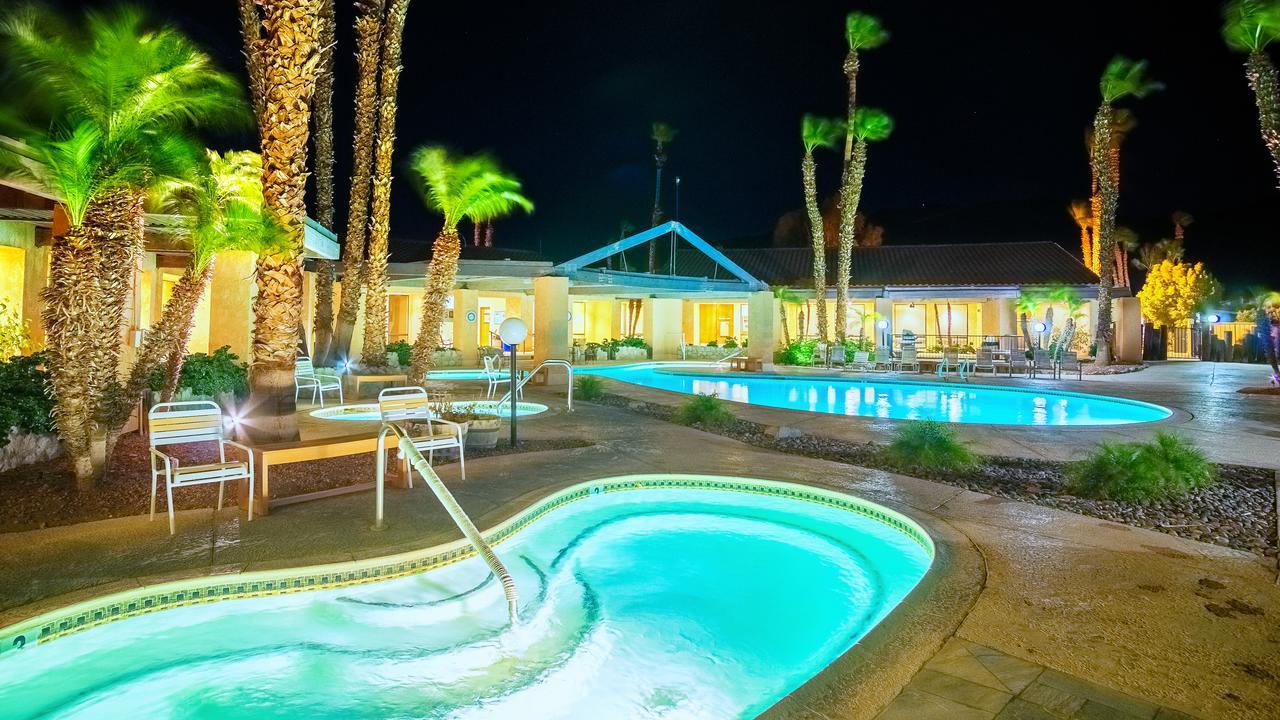Sky Valley Mineral Hot Springs Resort Дезерт-Хот-Спрингс Экстерьер фото